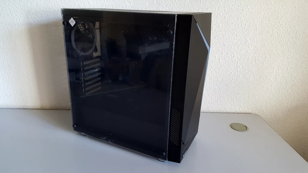 Antec NX300 vitre